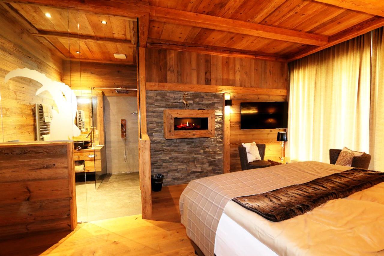 Amber Ski-In/Out Hotel & Spa Saas Fee Extérieur photo